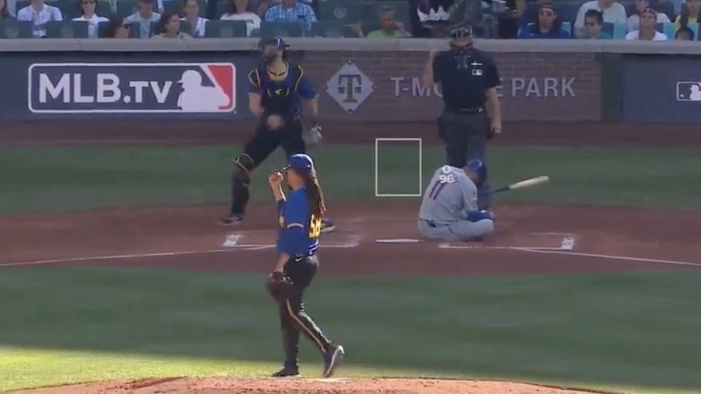 Luis Castillo Struck Out José Iglesias So Badly He Ended Up Sitting On Home Plate