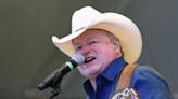 Mark Chesnutt has a 'new heart,' recovering from emergency surgery