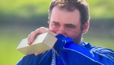 Scottie Scheffler Was in Tears on Podium During U.S. Anthem After Winning Olympic Gold