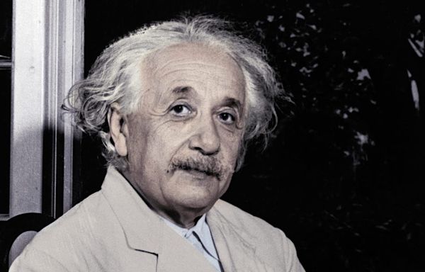 Einstein's 1939 letter, warning of atomic weapons, just sold at auction for $3.9 million