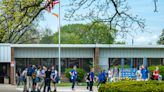 Parents, staff scramble to save Lincoln Park Catholic school from closing