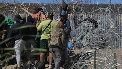 Migrantes insisten en cruzar a EE.UU. por el río Bravo pese a las crecientes deportaciones - El Diario NY
