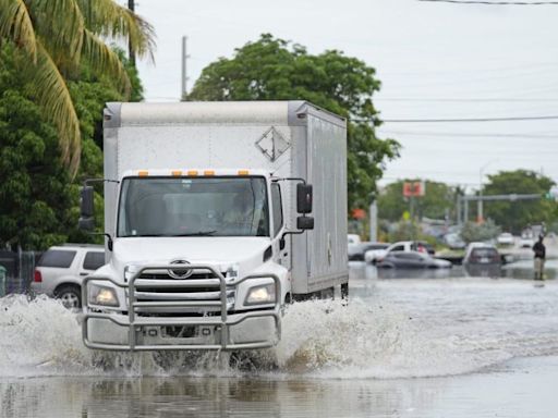 Florida braces for Tropical Storm Debby, likely to hit Sunday