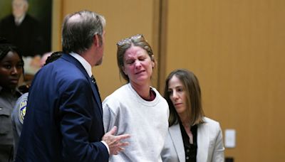 Live updates: Michelle Troconis' daughter speaks at sentencing in Jennifer Dulos case