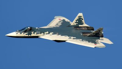 史上首次！俄國「最強隱形機」匿蹤戰機Su-57 遭烏克蘭無人機擊毀