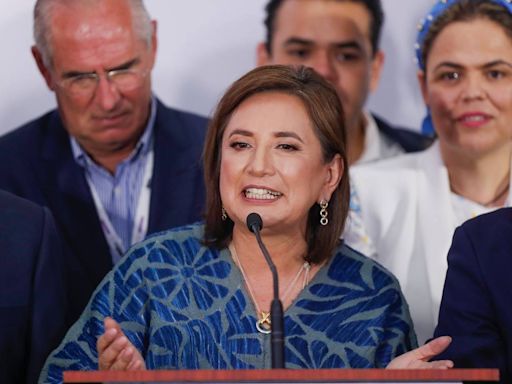 Candidata Gálvez se compromete a “ayudar y proteger” a mujeres en barrio popular de México
