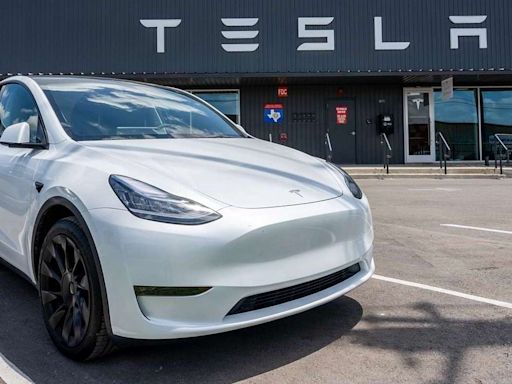 Tesla 歐美銷售下滑 分析指是因為太耐無新車了！ - DCFever.com