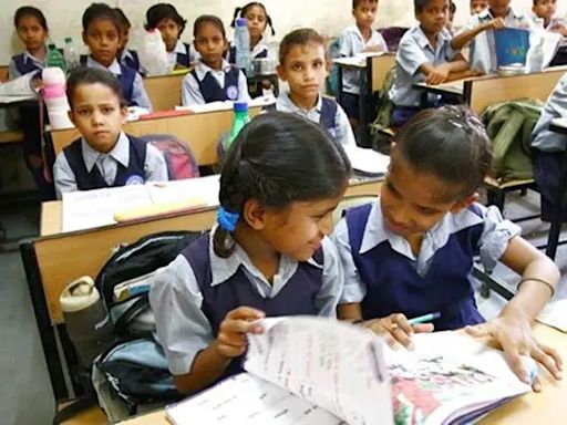 Maharashtra govt invites suggestions from public on students’ safety plan