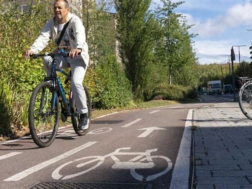 Álava anima a la ciudadanía a usar treinta días seguidos la bici en abril