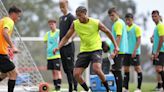 Jonathan Varane espera resolver su futuro en los próximos días