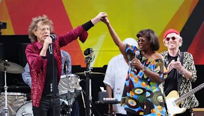 Mick Jagger se une a Irma Thomas para cantar un clásico de la década de los 60