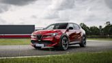 Al volante del nuevo Junior Veloce en circuito: ¿es o no es un Alfa Romeo?