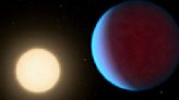 Thick atmosphere detected around scorching, rocky planet that's twice as big as Earth