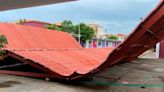 Clima provoca caída de techo en Jardín de Niños en Tecámac