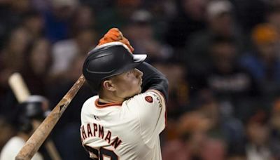 Early offense powers Giants to demolition of Brewers