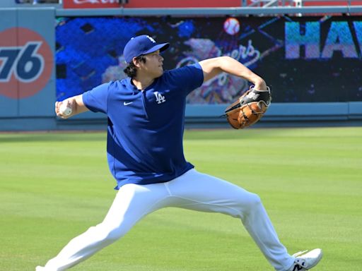 Dodgers Third Base Coach Says Shohei Ohtani Will Start Pitching Routine Later This Year