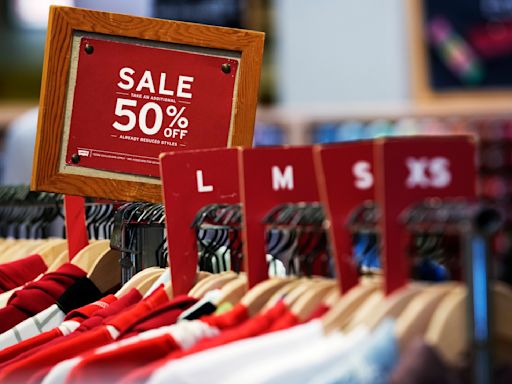 Retail sales come in better than expected in June