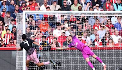 Raúl Jiménez falla y el Fulham empata sin goles