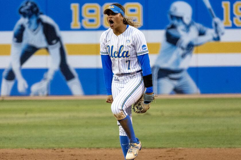 Taylor Tinsley shines, leading UCLA past Georgia and into Women's College World Series