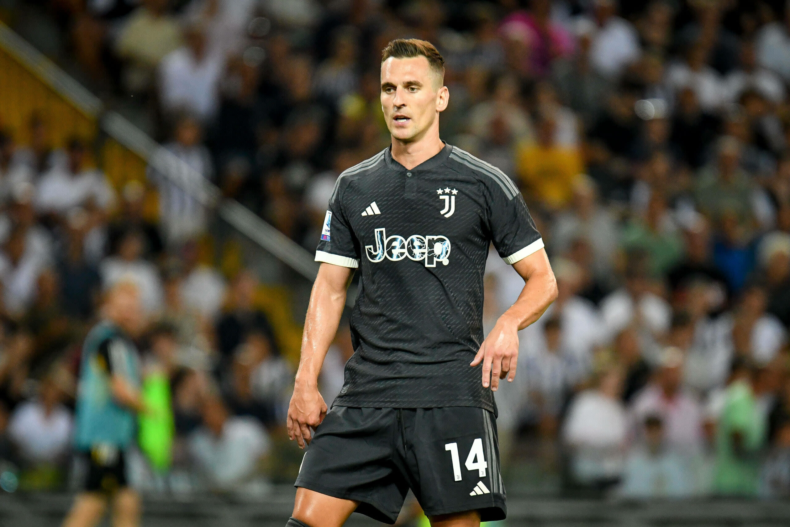 Report: West Ham Leading Brentford and Everton in the Race to Sign Juventus Forward