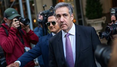 Michael Cohen admitió que le robó USD 30.000 a Donald Trump, en un juicio que se alarga una semana más