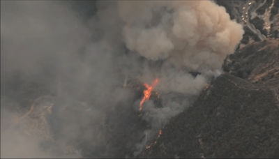 Brush fire in San Gabriel Canyon prompts road closures and evacuations