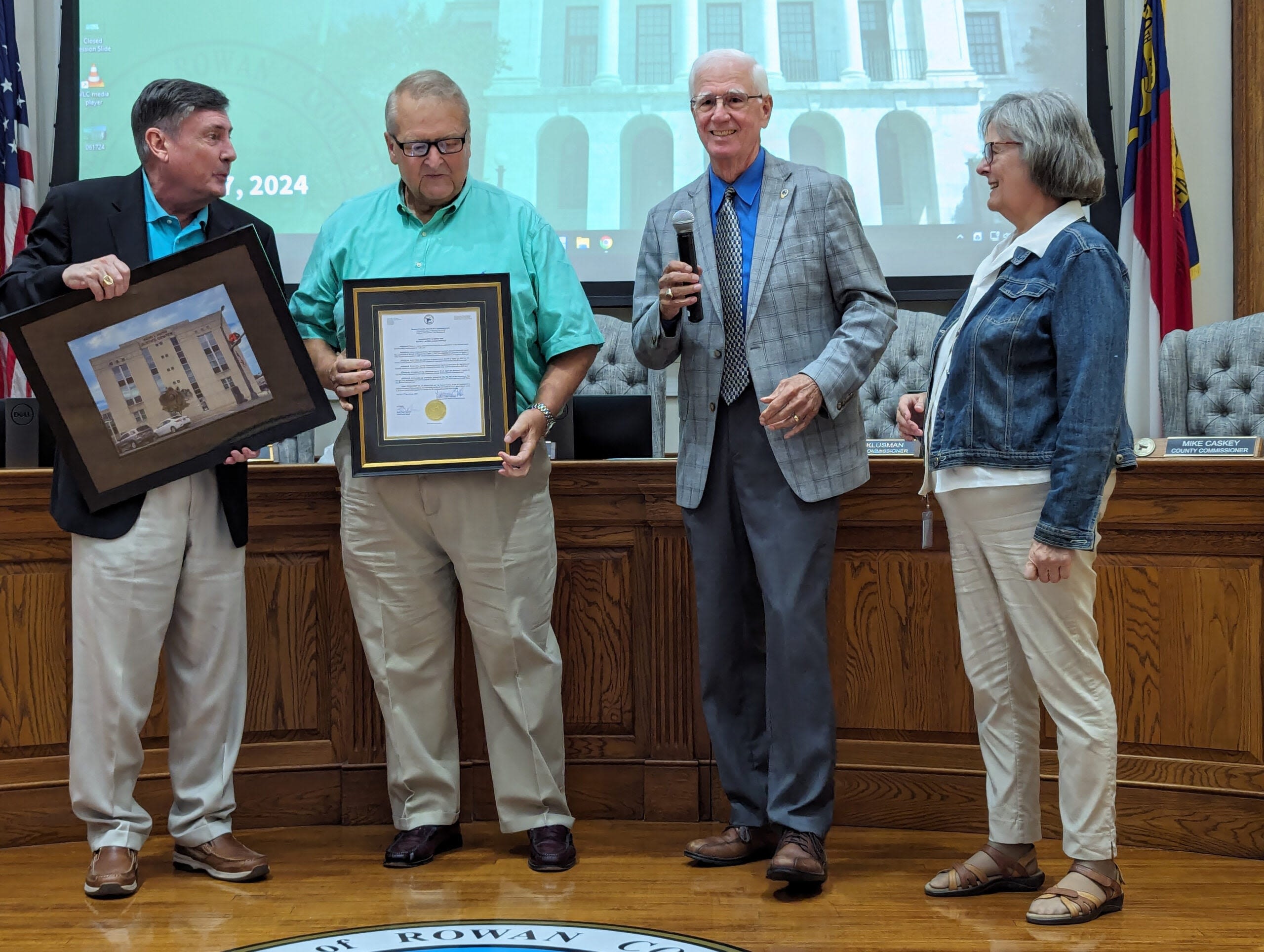 Commissioners hold ceremony renaming justice center in honor of retired sheriff Auten - Salisbury Post