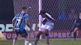 Grêmio vence o Vasco e deixa a zona de rebaixamento