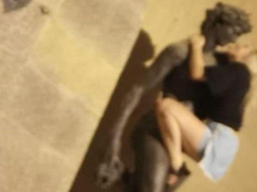 La indignación en Florencia por la simulación de actos lascivos de una turista con una estatua