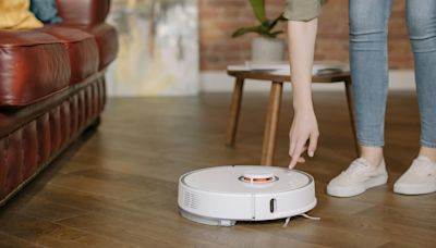 Eureka Forbes vs Xiaomi vacuum cleaner: Which robot vacuum cleaner is better for you? Comparison and top picks