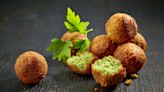 Mistakes Everyone Makes With Falafel