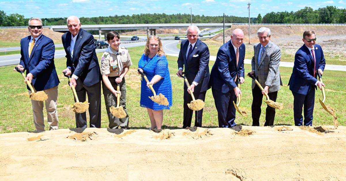‘South Carolina is growing’: Governor, others celebrate I-26 widening in Calhoun County