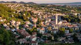 In an Italian Village, a Mayor Walks Off the Wine and Everyone Joins In