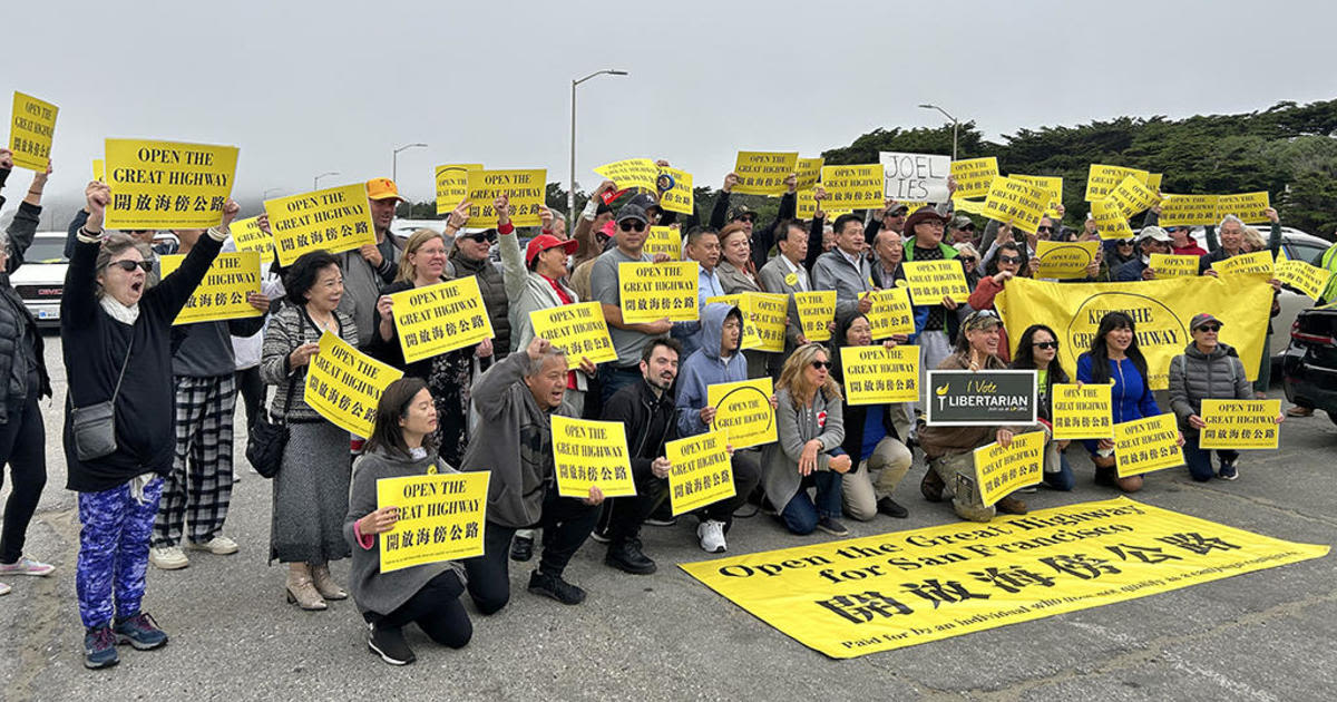 Protesters rally against permanently closing Great Highway in San Francisco