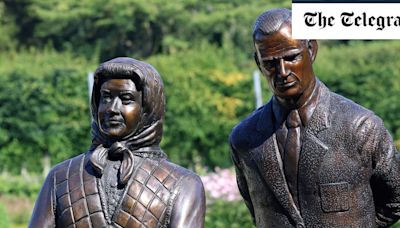 Elizabeth II statue criticised for not resembling her ‘in any shape or form’