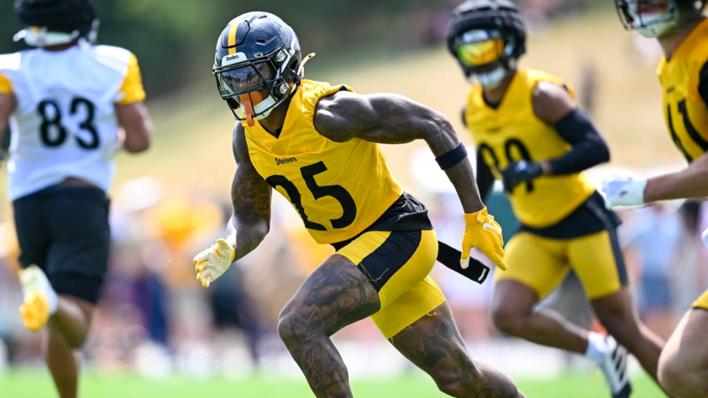 Steelers DB Suffers Lower-Body Injury