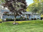 5 David Ln, Saint James NY 11780