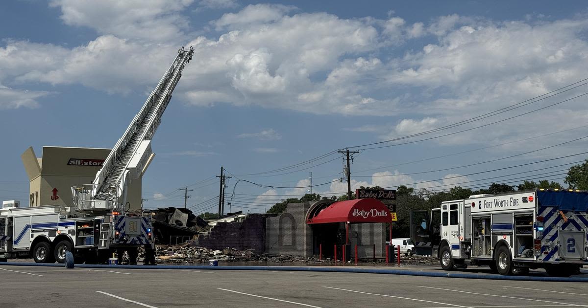 Massive fire destroys longtime Fort Worth adult entertainment club Baby Dolls