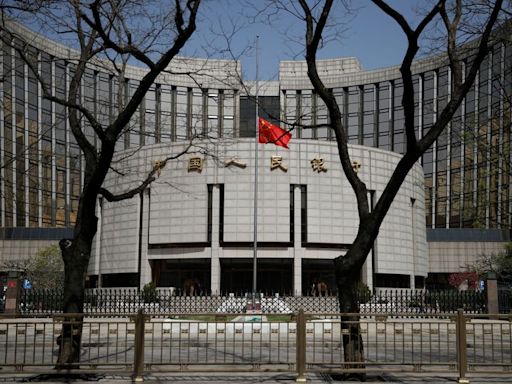 China's central bank has hundreds of billions of yuan of bonds at its disposal to cool long rally