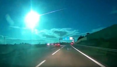 Astonishing blue light in sky over Europe as 100,000mph meteor hits Earth