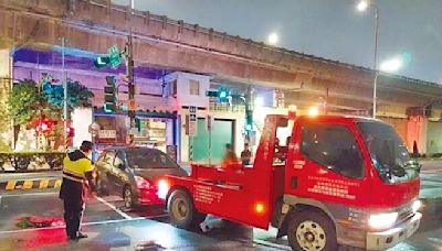 北市關水門 200輛汽機車遭拖吊 - 地方新聞