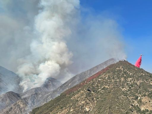 330-acre Fork Fire in Angeles National Forest darkens sky over Southern California