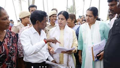 Udupi: Minister Lakshmi Hebbalkar visits flood-affected areas