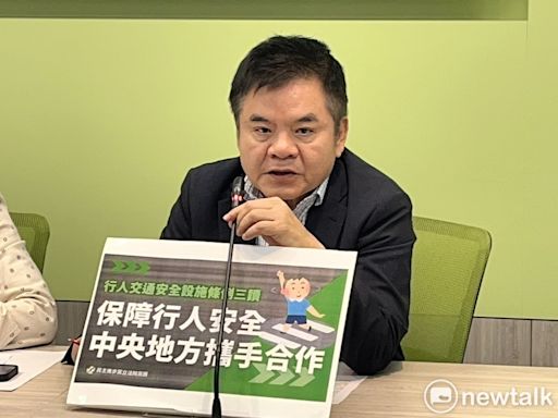 賴士葆喊寫憲政歷史 綠委以「2016你當政策會執行長反國會擴權」回批