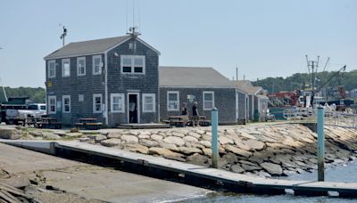 US Coast Guard steps in after Wellfleet harbormaster crew walks off job