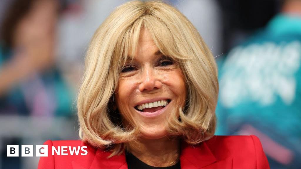 Brigitte Macron: Two women guilty of slander over gender claims