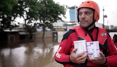 Inundações no Rio Grande do Sul: A volta de uma família a bairro 'fantasma'
