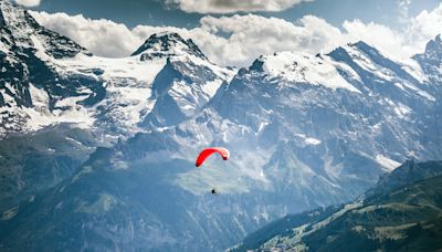 What is paralpinism? Take flight, adding paragliding to mountaineering