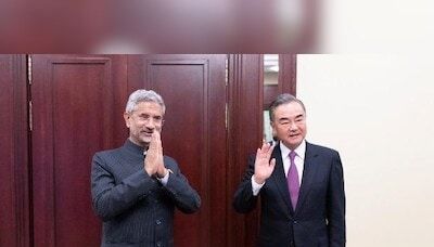 Jaishankar hold talks with Wang Yi; focus on early resolution of Ladakh row