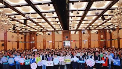 盧秀燕表揚129名模範勞工 感謝打拚共創宜居台中 | 蕃新聞